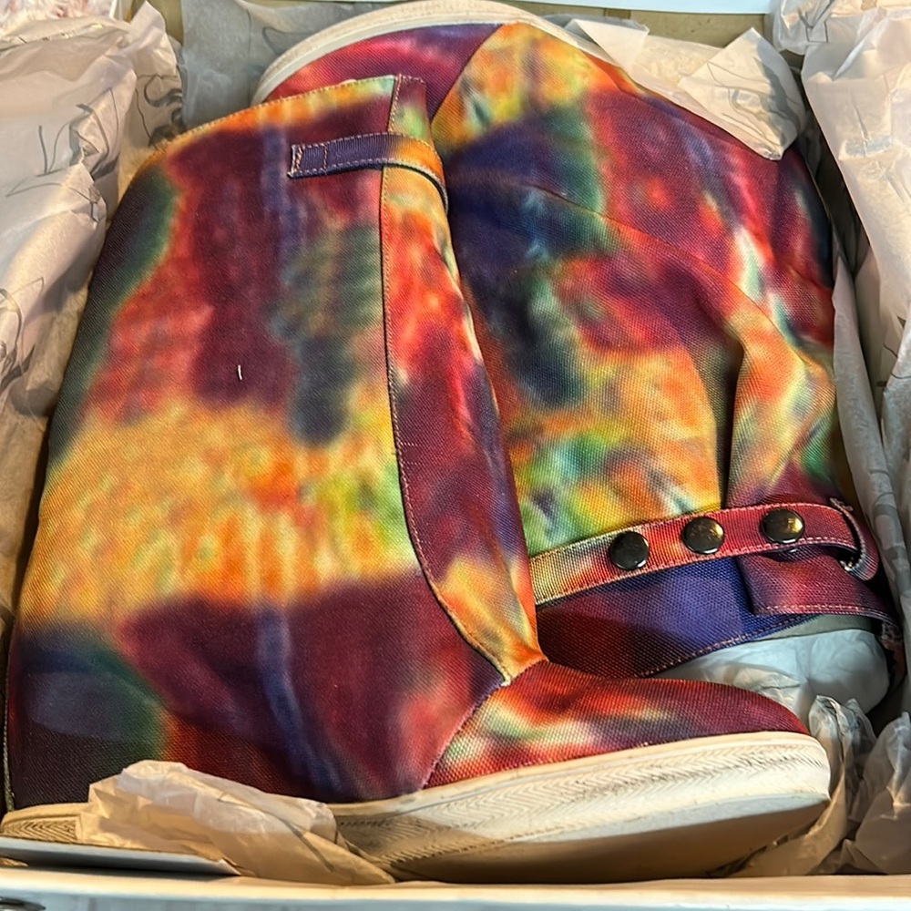 YUR Tye Dye Rain Boots size 6